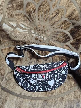 ENDLESS LOVE By Brighton FANNY PACK